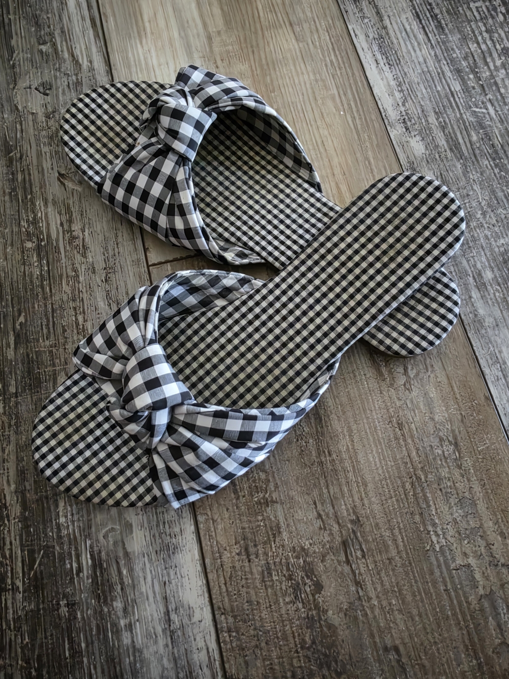 Gingham Knot Slide Sandals - Black & White